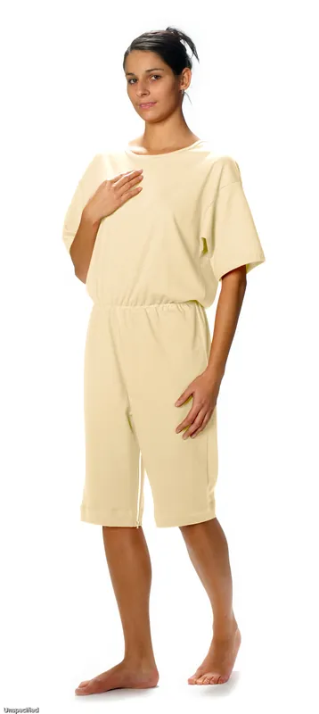 CAREWEAR Pflegeoverall 8014, knielang mit kurzem Arm, unisex mit Beinreißverschluss M fichte Top-Preis