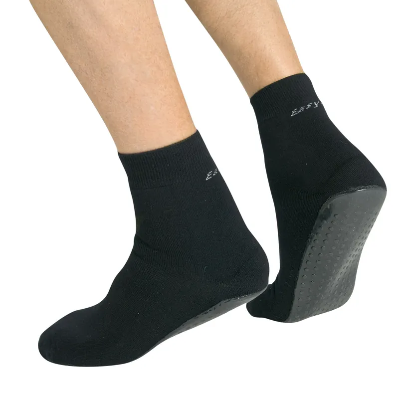 Letzte Chance Suprima Anti-Rutsch-Socken für Damen & Herren in schwarz vollflächig gummiert Gr. 43-45
