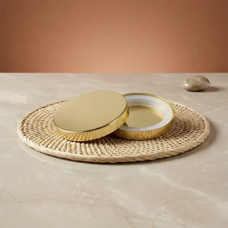 Zertifiziert Gold metallic cover - 77 mm diameter